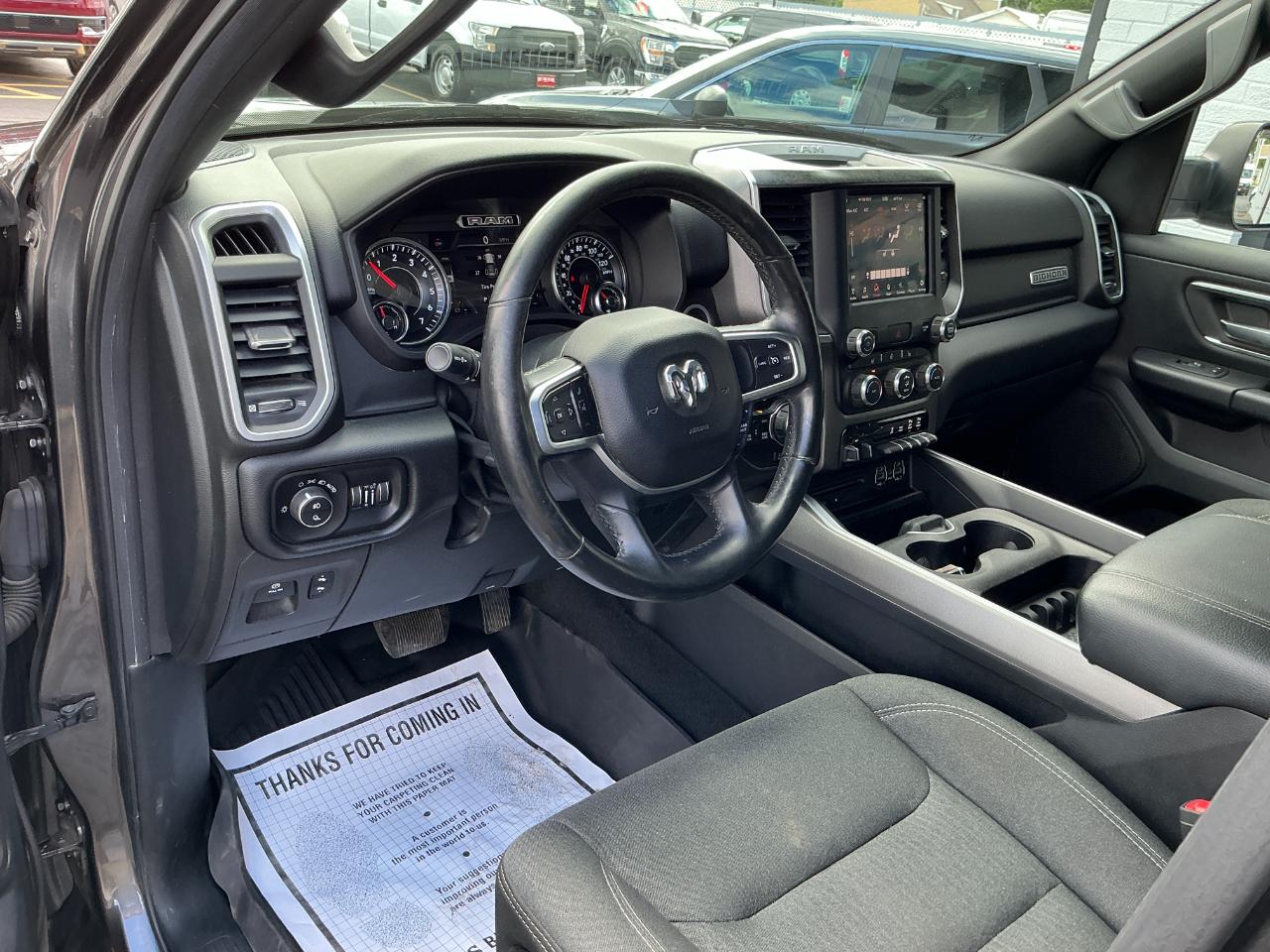 RAM 1500 Big Horn/Lone Star 4x4 Crew Cab 5'7" Box 2019