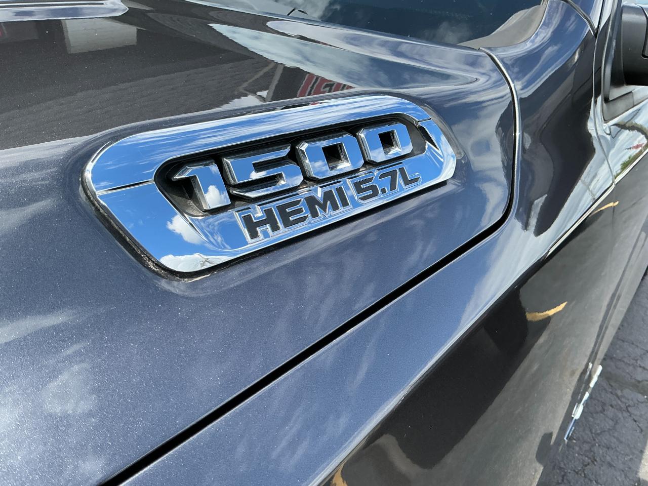 RAM 1500 Big Horn/Lone Star 4x4 Crew Cab 5'7" Box 2019