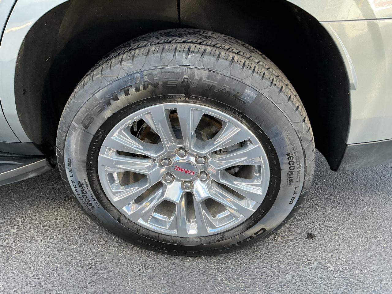 GMC Yukon 4WD 4dr Denali 2025