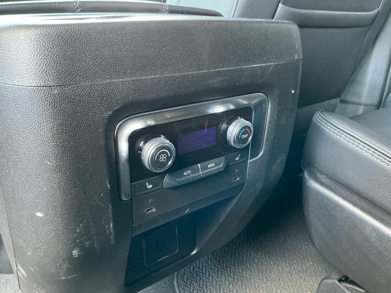 GMC Yukon 4WD 4dr Denali 2025