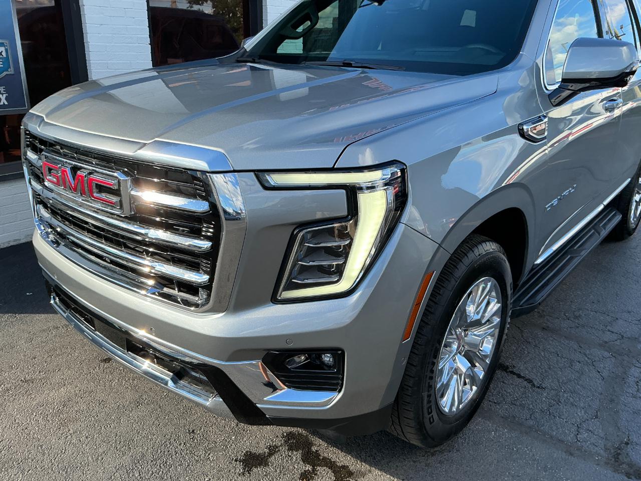 GMC Yukon 4WD 4dr Denali 2025
