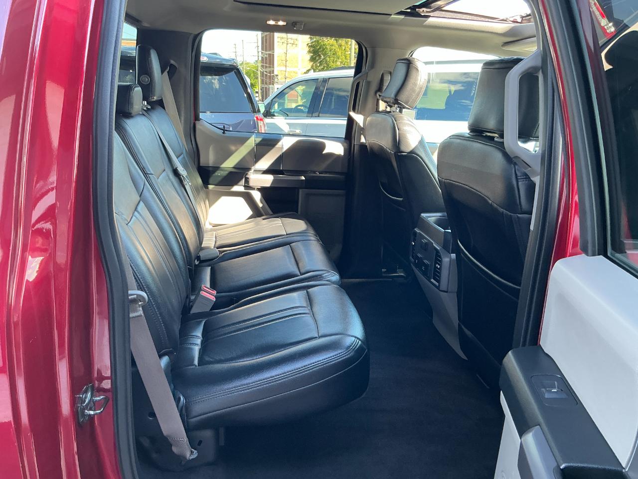 Ford F-150 4WD SuperCrew 145" XLT 2018