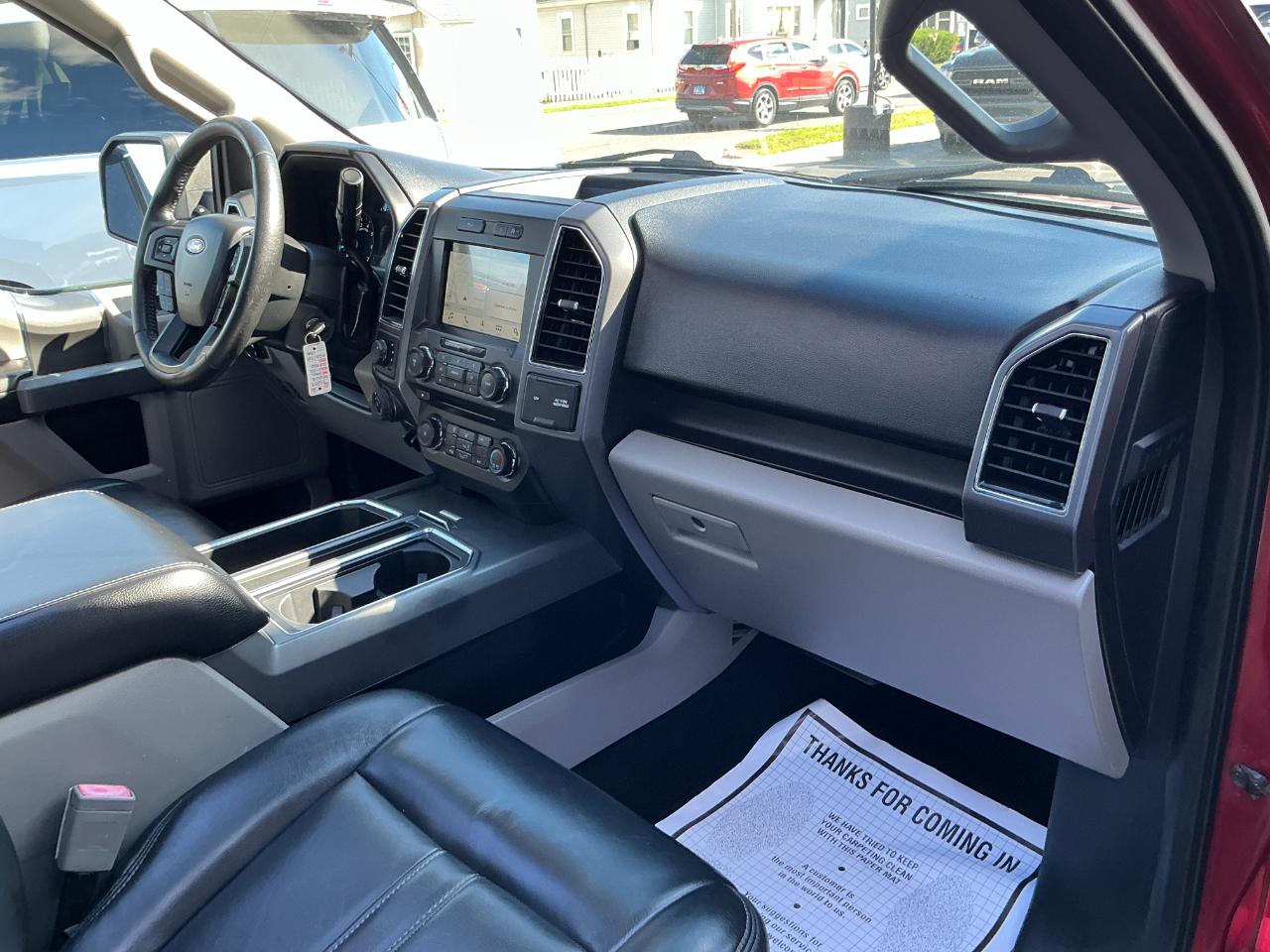 Ford F-150 4WD SuperCrew 145" XLT 2018