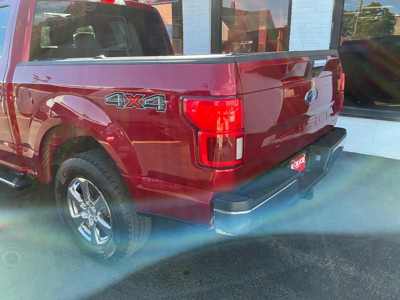 Ford F-150 4WD SuperCrew 145" XLT 2018