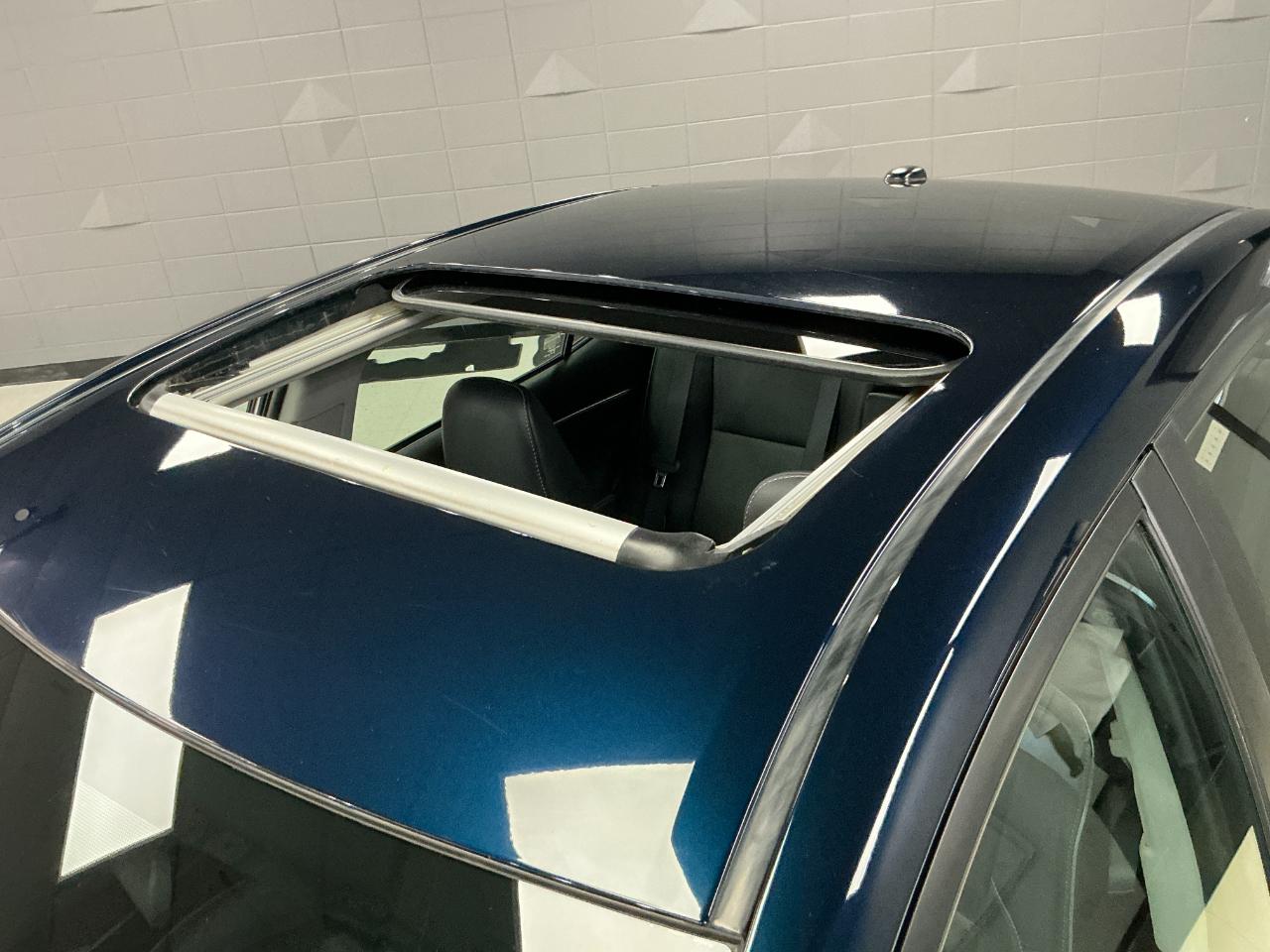 Toyota Corolla XLE CVT (Natl) 2019