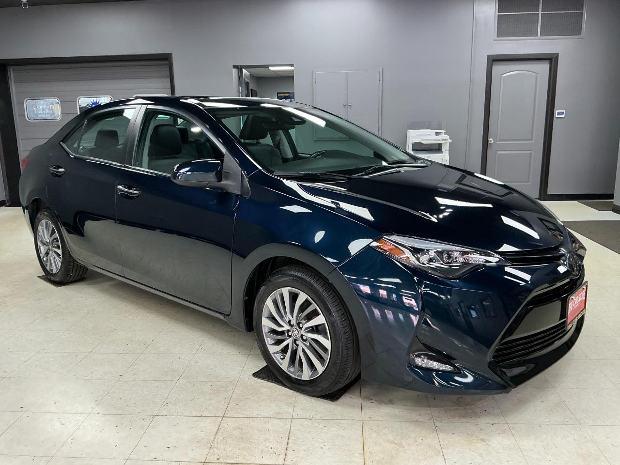 Toyota Corolla XLE CVT (Natl) 2019