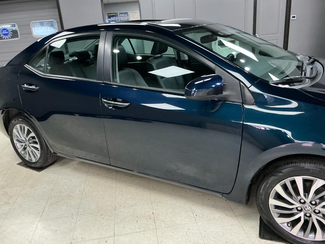 Toyota Corolla XLE CVT (Natl) 2019