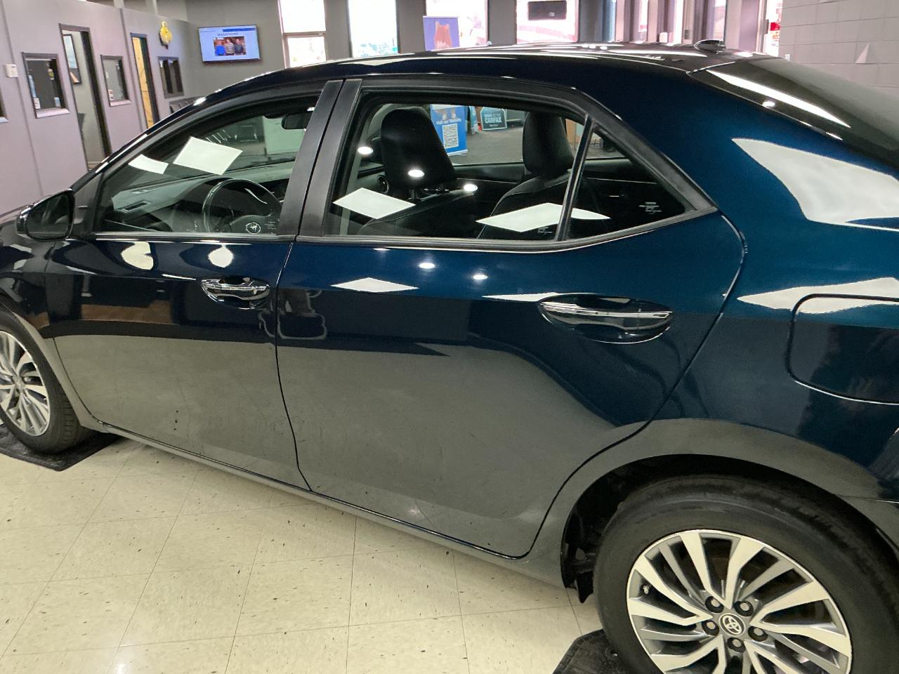 Toyota Corolla XLE CVT (Natl) 2019