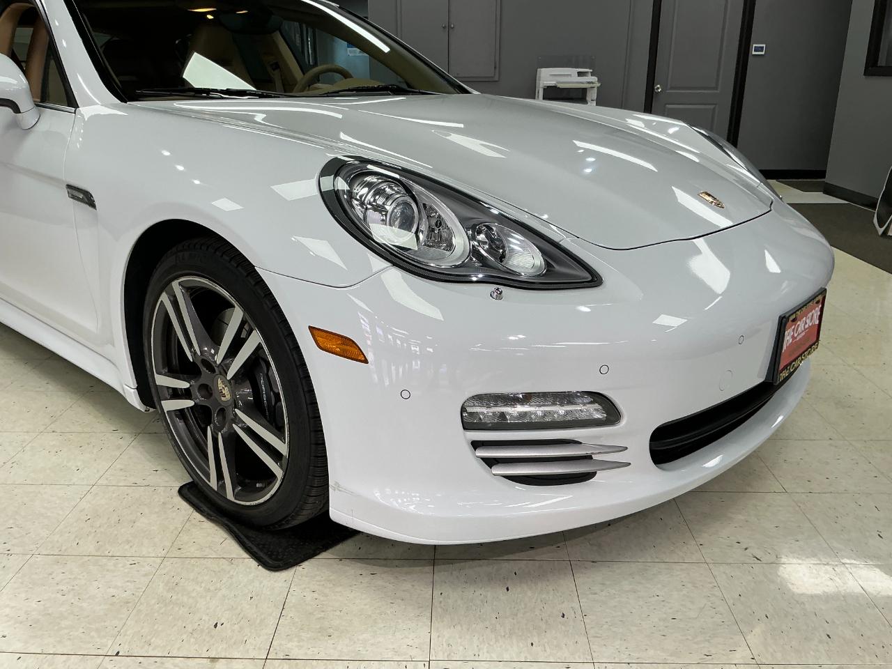 Porsche Panamera 4dr HB 2013