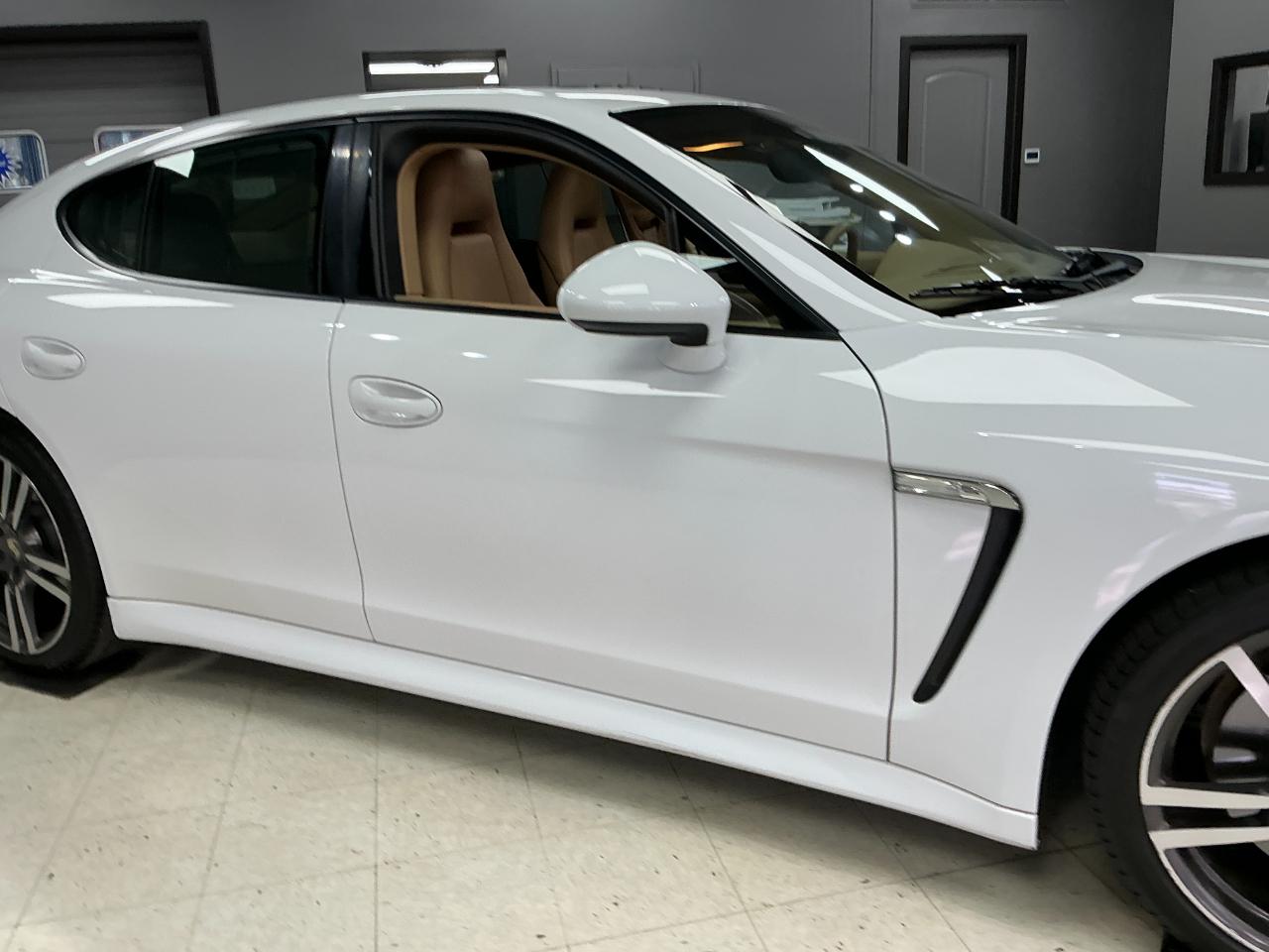 Porsche Panamera 4dr HB 2013