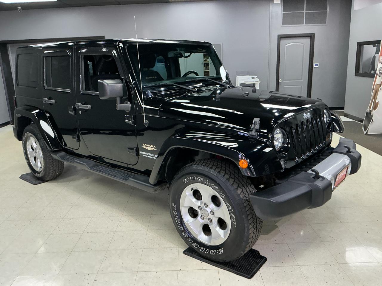 Jeep Wrangler Unlimited 4WD 4dr Sahara 2015