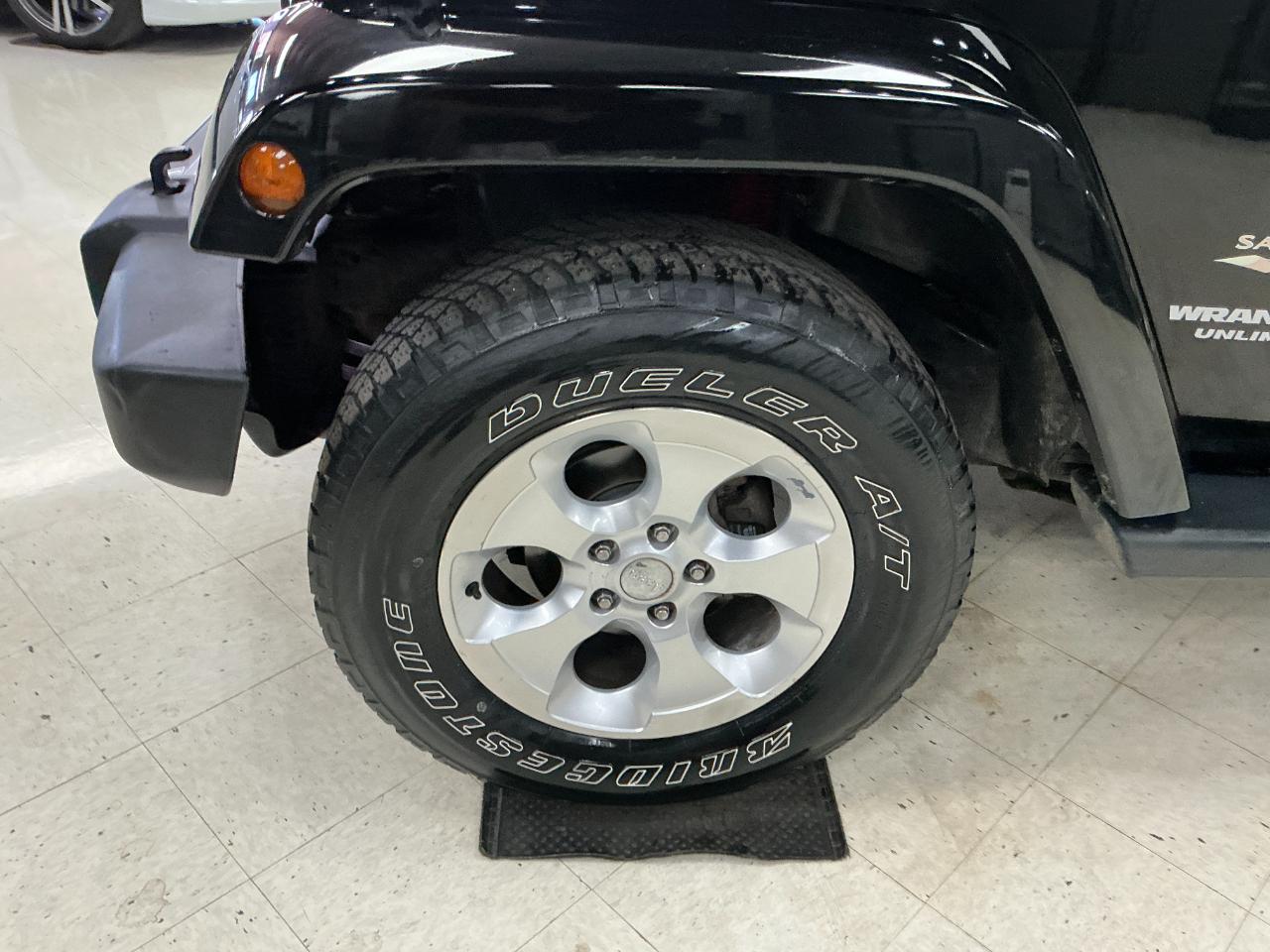 Jeep Wrangler Unlimited 4WD 4dr Sahara 2015