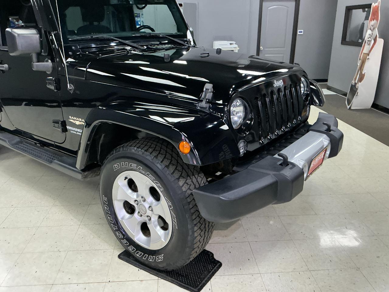 Jeep Wrangler Unlimited 4WD 4dr Sahara 2015