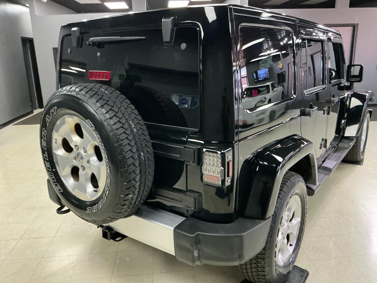 Jeep Wrangler Unlimited 4WD 4dr Sahara 2015