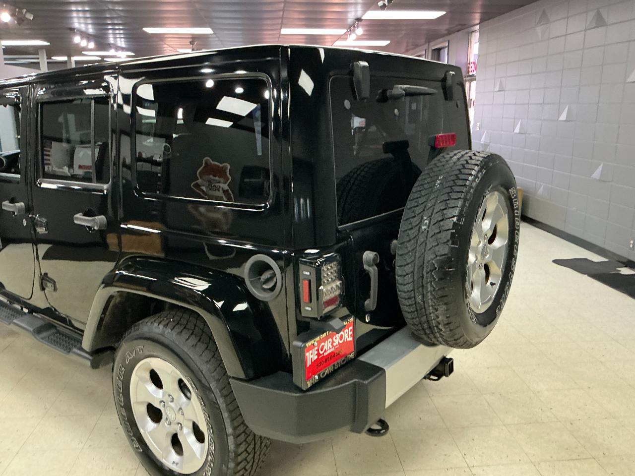 Jeep Wrangler Unlimited 4WD 4dr Sahara 2015
