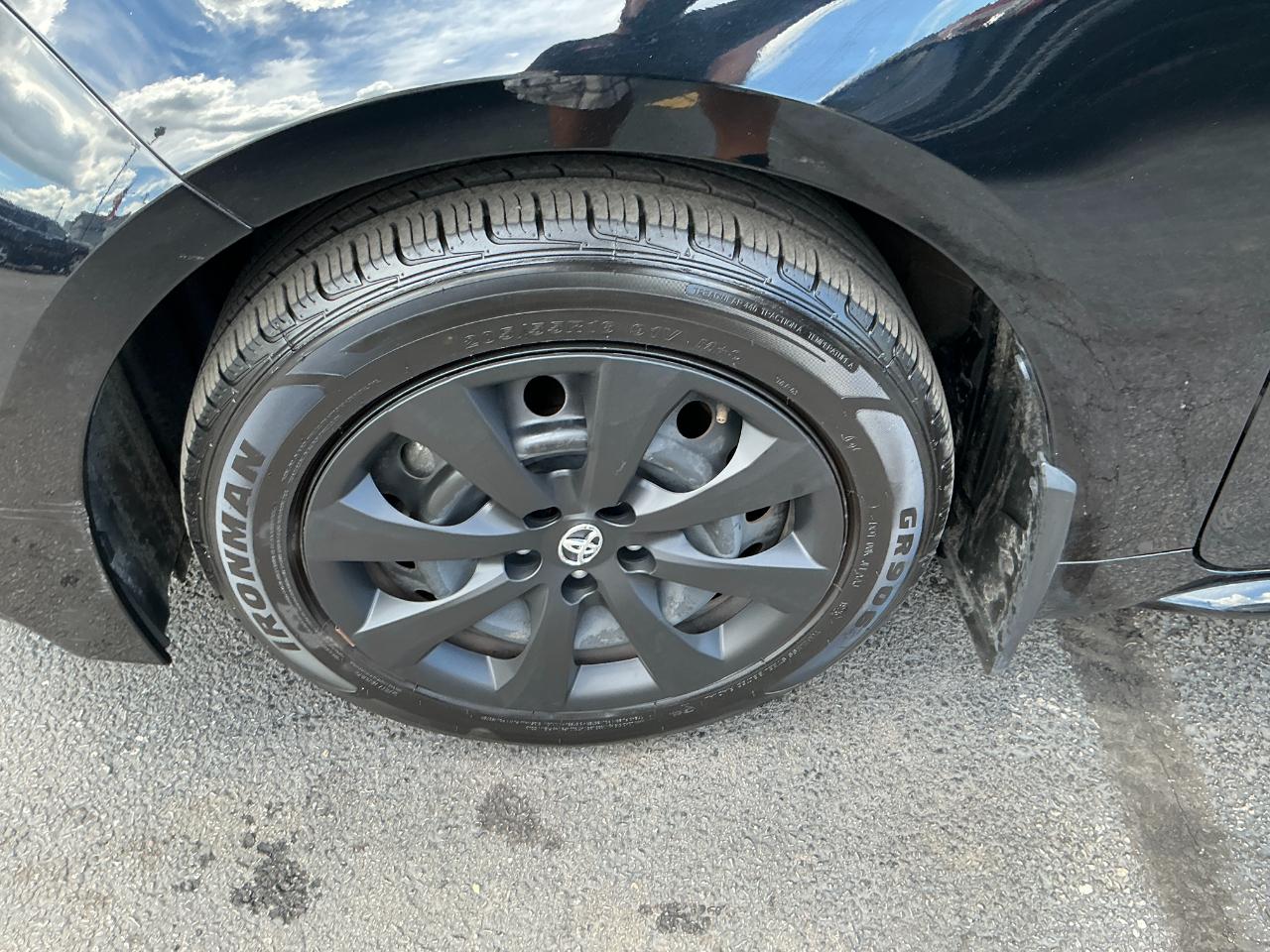 Toyota Corolla LE CVT (Natl) 2024