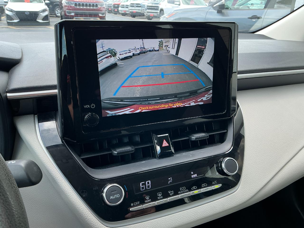 Toyota Corolla LE CVT (Natl) 2024