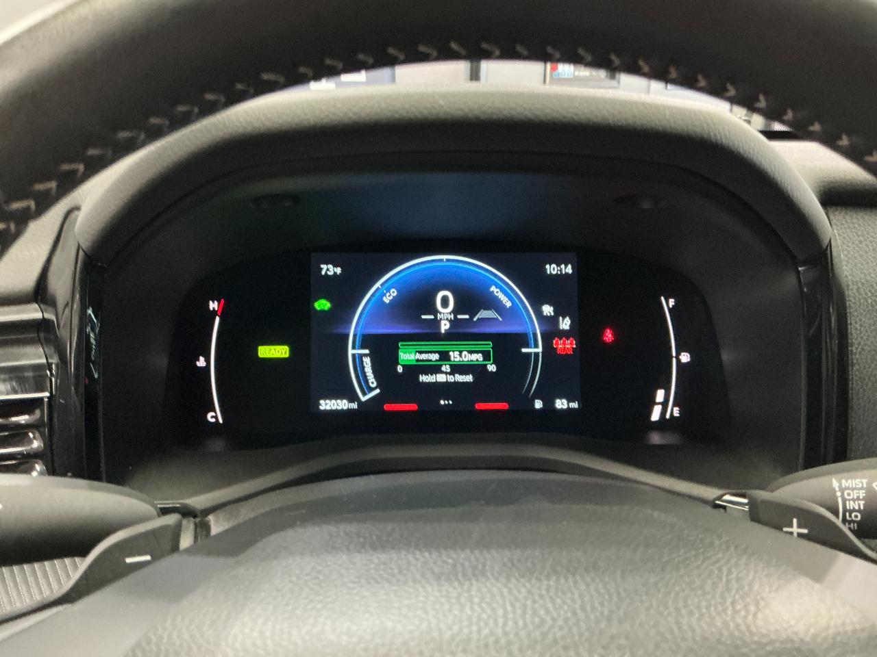 Toyota Camry SE (Natl) 2025