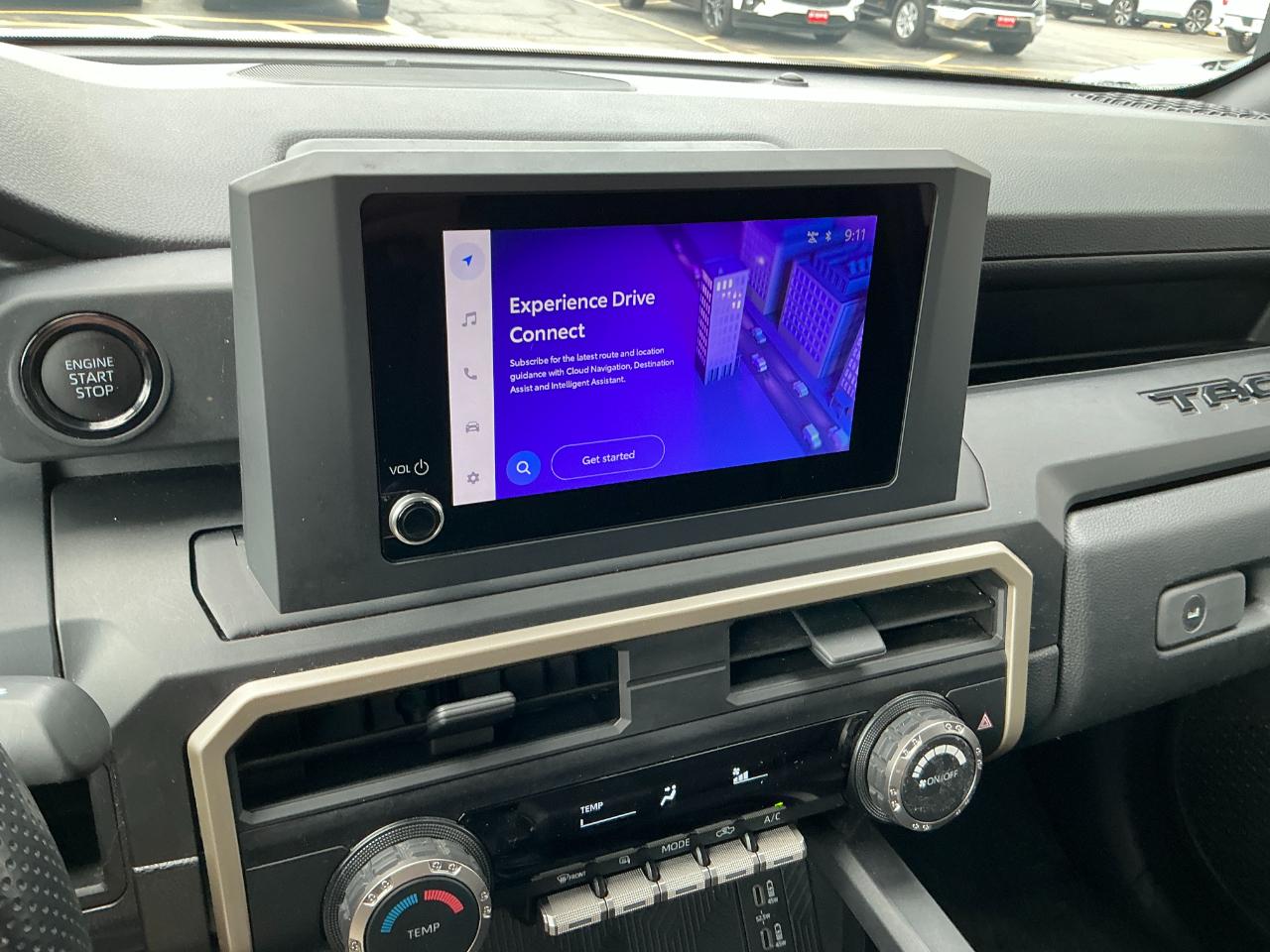 Toyota Tacoma 2WD SR XtraCab 6' Bed AT (Natl) 2024