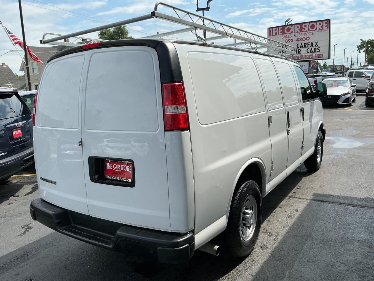 Chevrolet Express Cargo Van RWD 3500 135" 2019