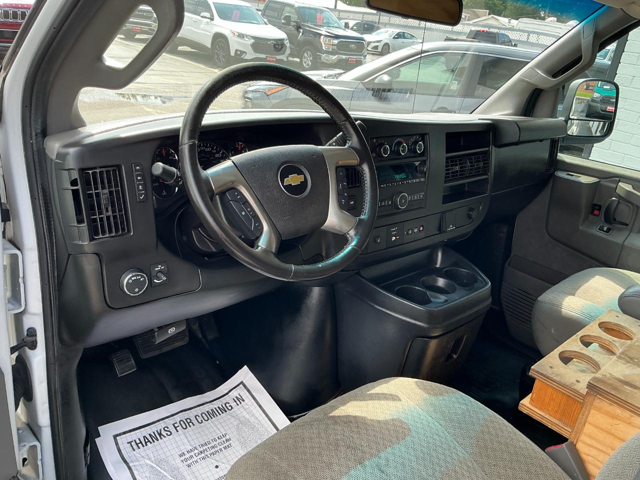 Chevrolet Express Cargo Van RWD 3500 135" 2019