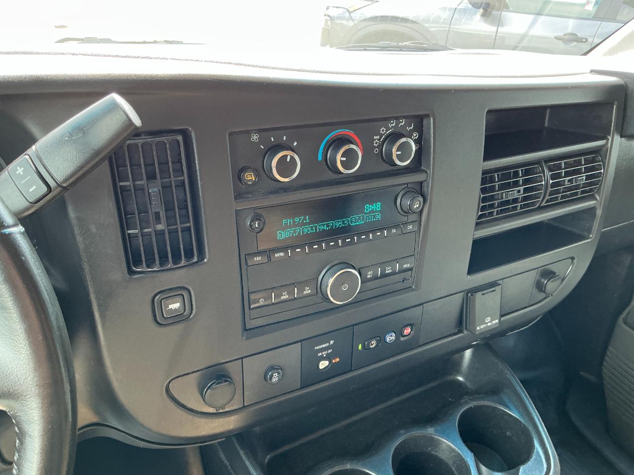 Chevrolet Express Cargo Van RWD 3500 135" 2019