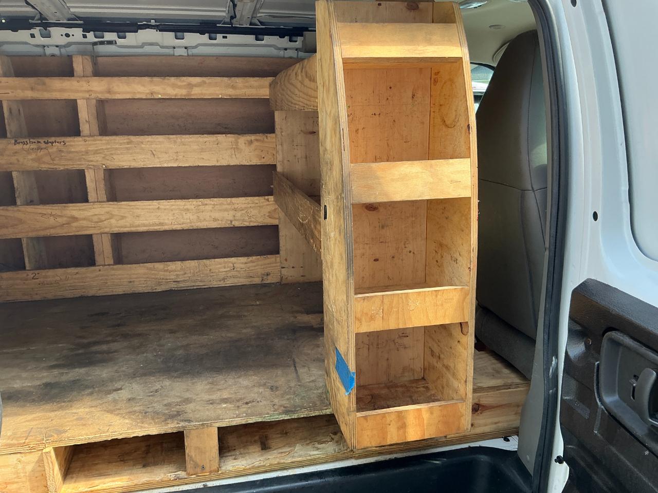 Chevrolet Express Cargo Van RWD 3500 135" 2019
