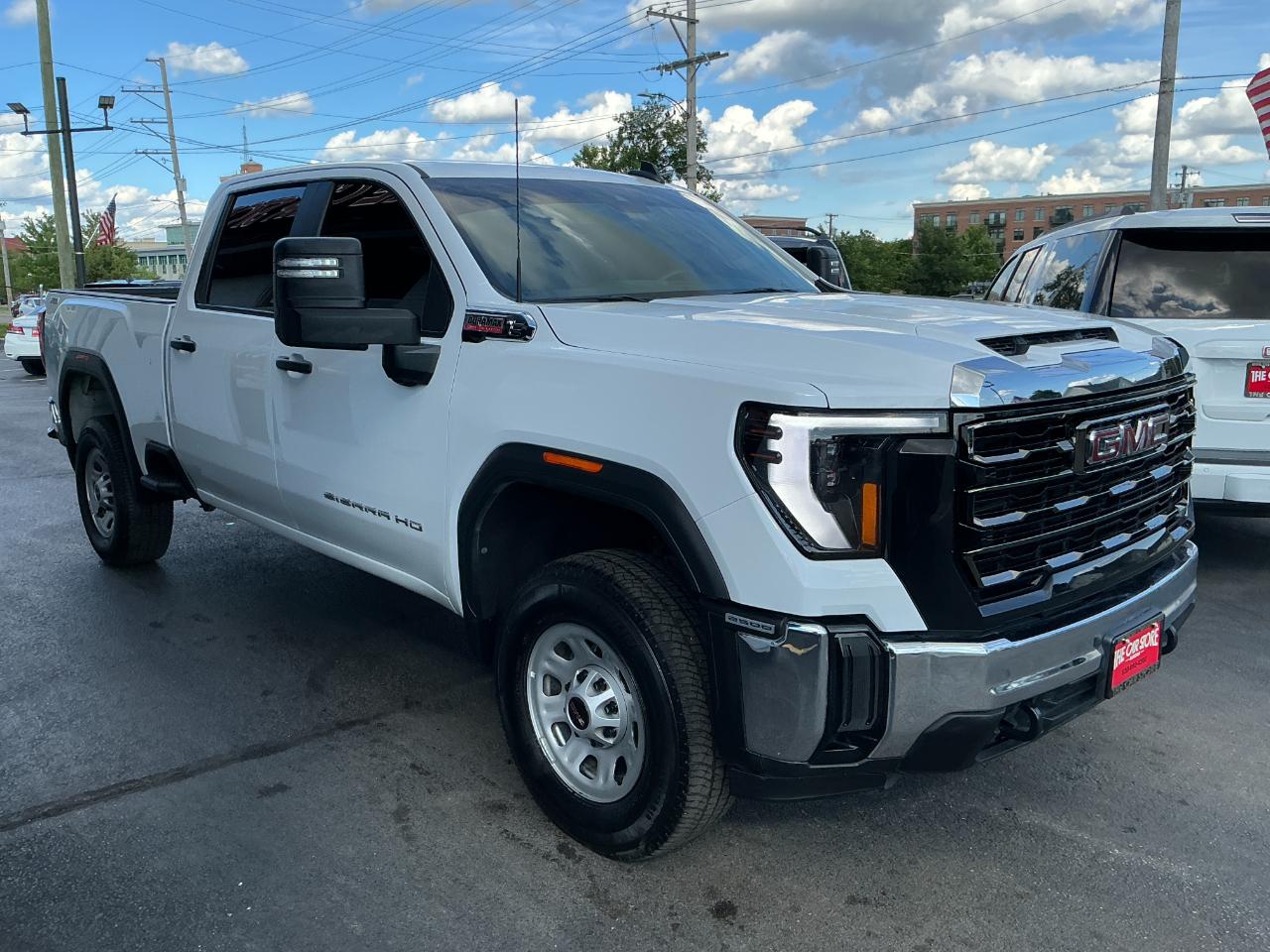 GMC Sierra 2500HD 4WD Crew Cab 159" Pro 2024
