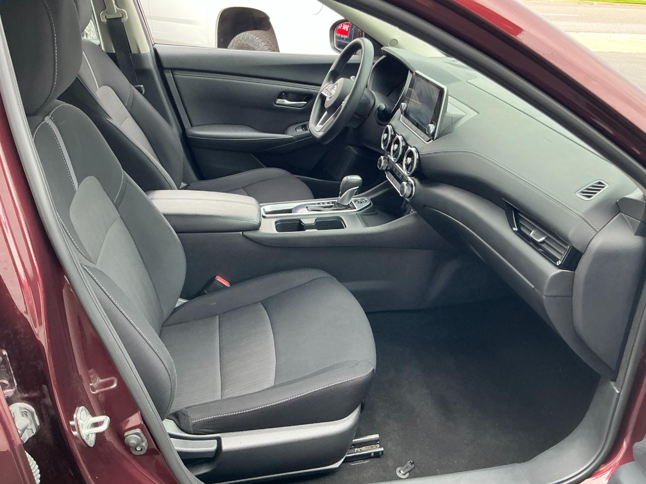 Nissan Sentra SV CVT 2024