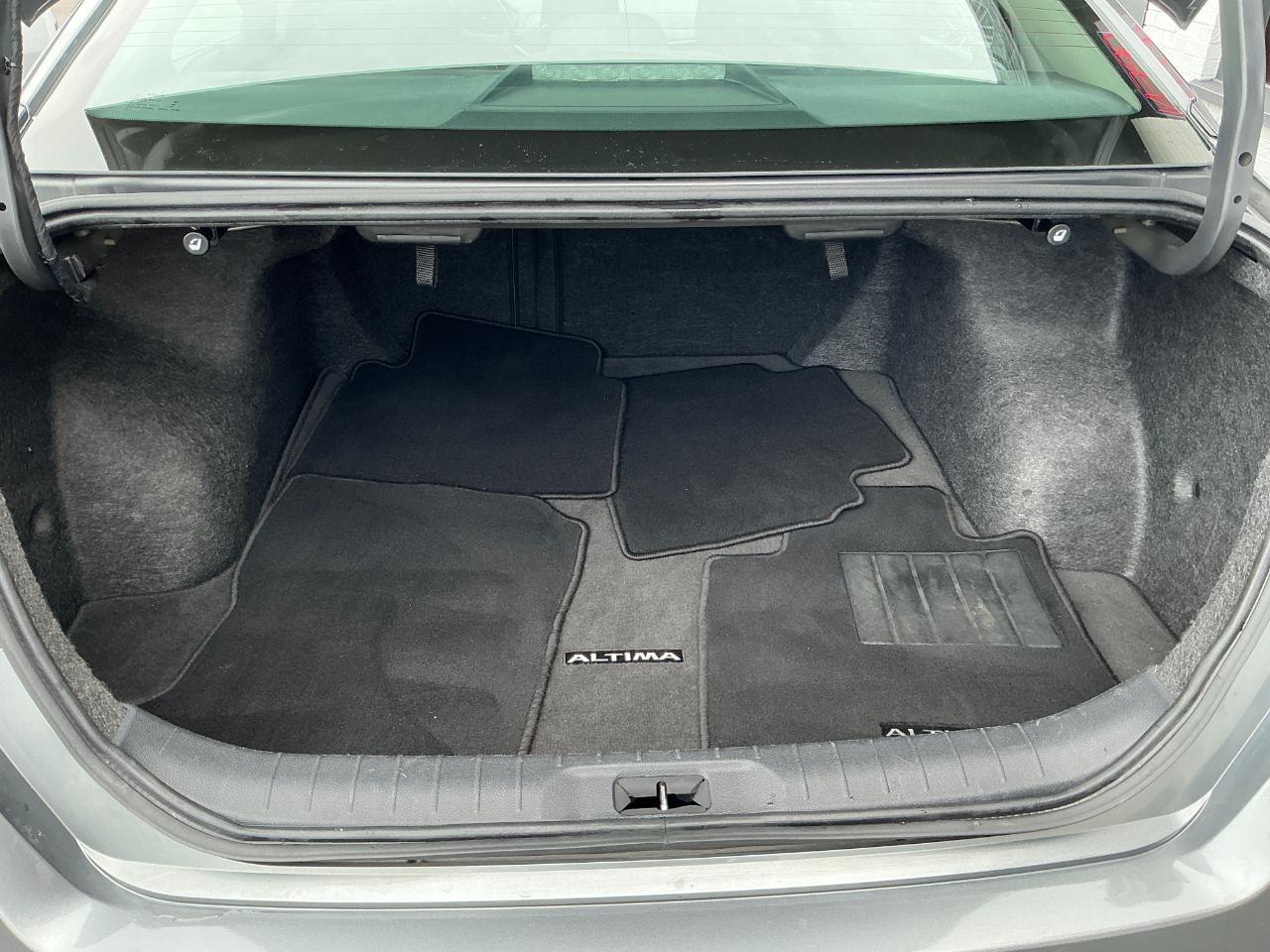 Nissan Altima SV FWD 2025