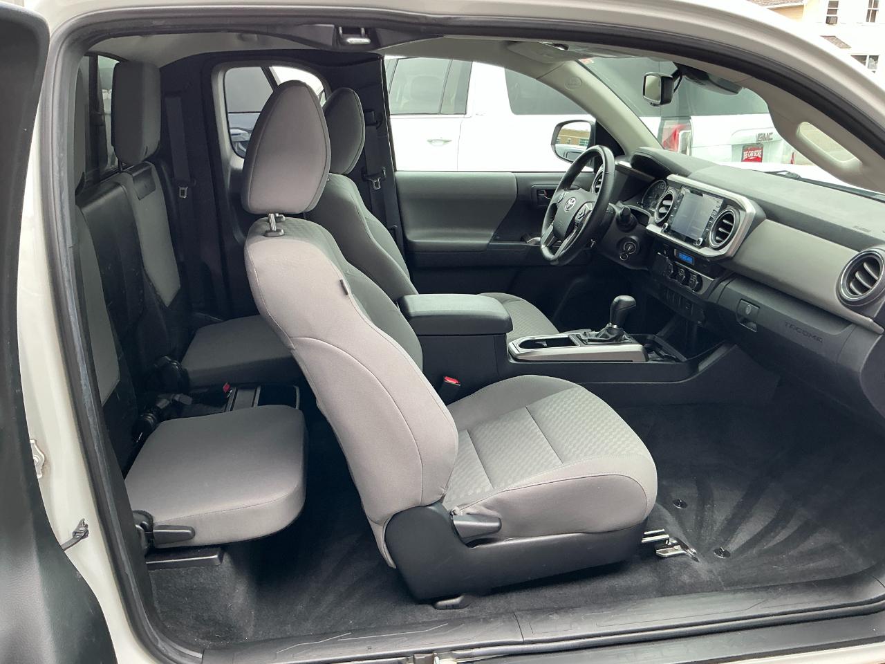 Toyota Tacoma 2WD SR5 Access Cab 6' Bed V6 AT (Natl) 2021