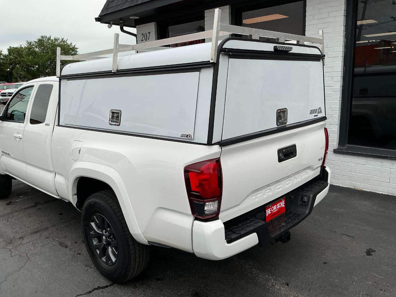 Toyota Tacoma 2WD SR5 Access Cab 6' Bed V6 AT (Natl) 2021