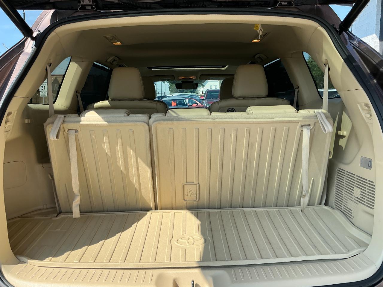 Toyota Highlander XLE V6 AWD (Natl) 2017