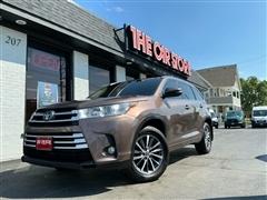 2017 Toyota Highlander 