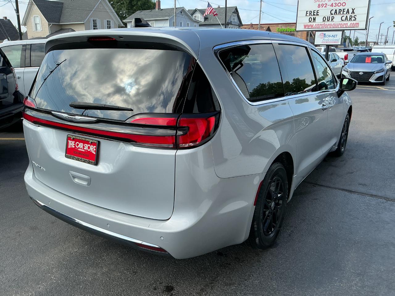 Chrysler Pacifica Touring L FWD 2024