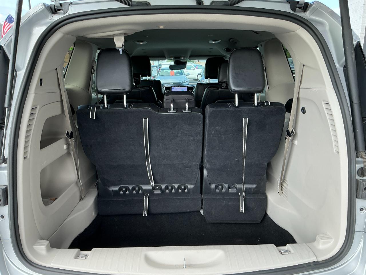 Chrysler Pacifica Touring L FWD 2024