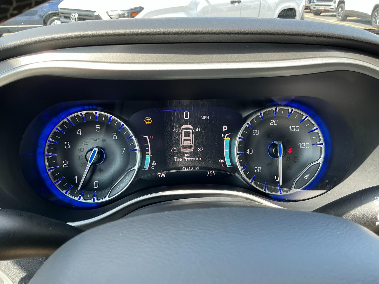 Chrysler Pacifica Select FWD 2025