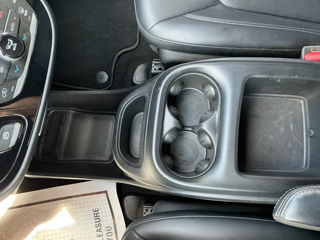 Chrysler Pacifica Select FWD 2025