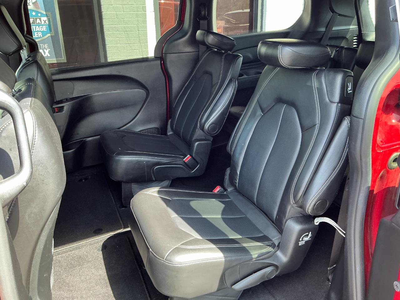 Chrysler Pacifica Select FWD 2025