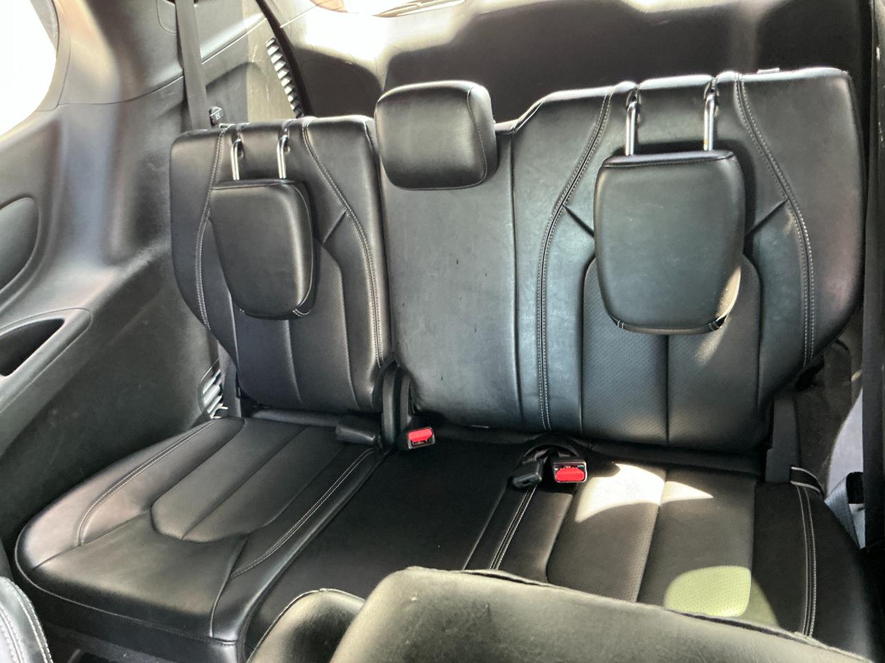 Chrysler Pacifica Select FWD 2025