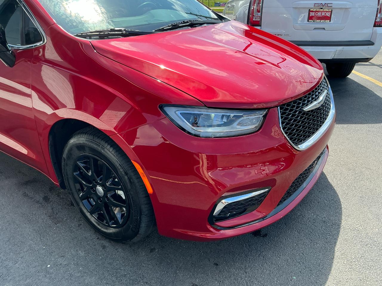 Chrysler Pacifica Select FWD 2025