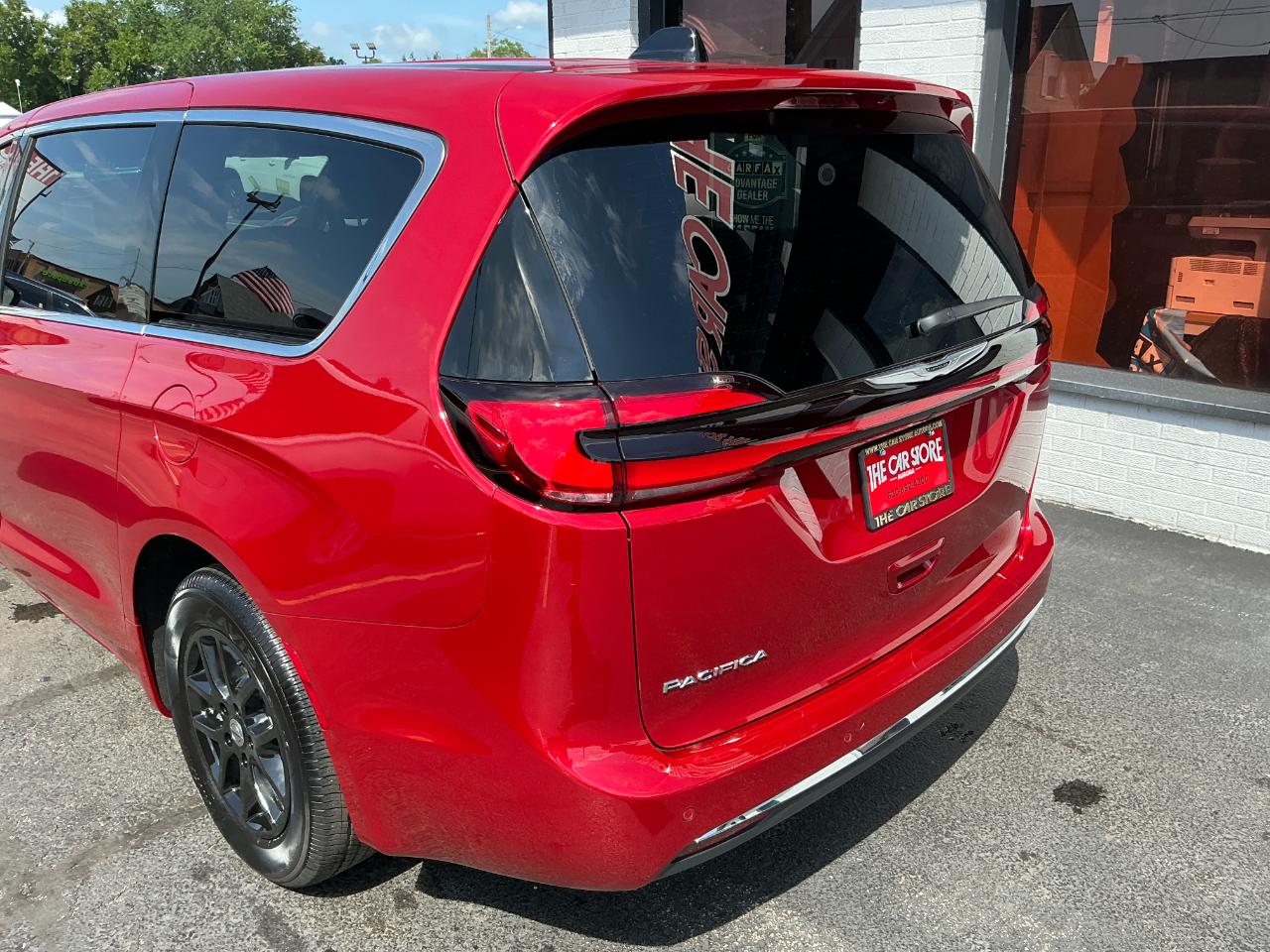 Chrysler Pacifica Select FWD 2025