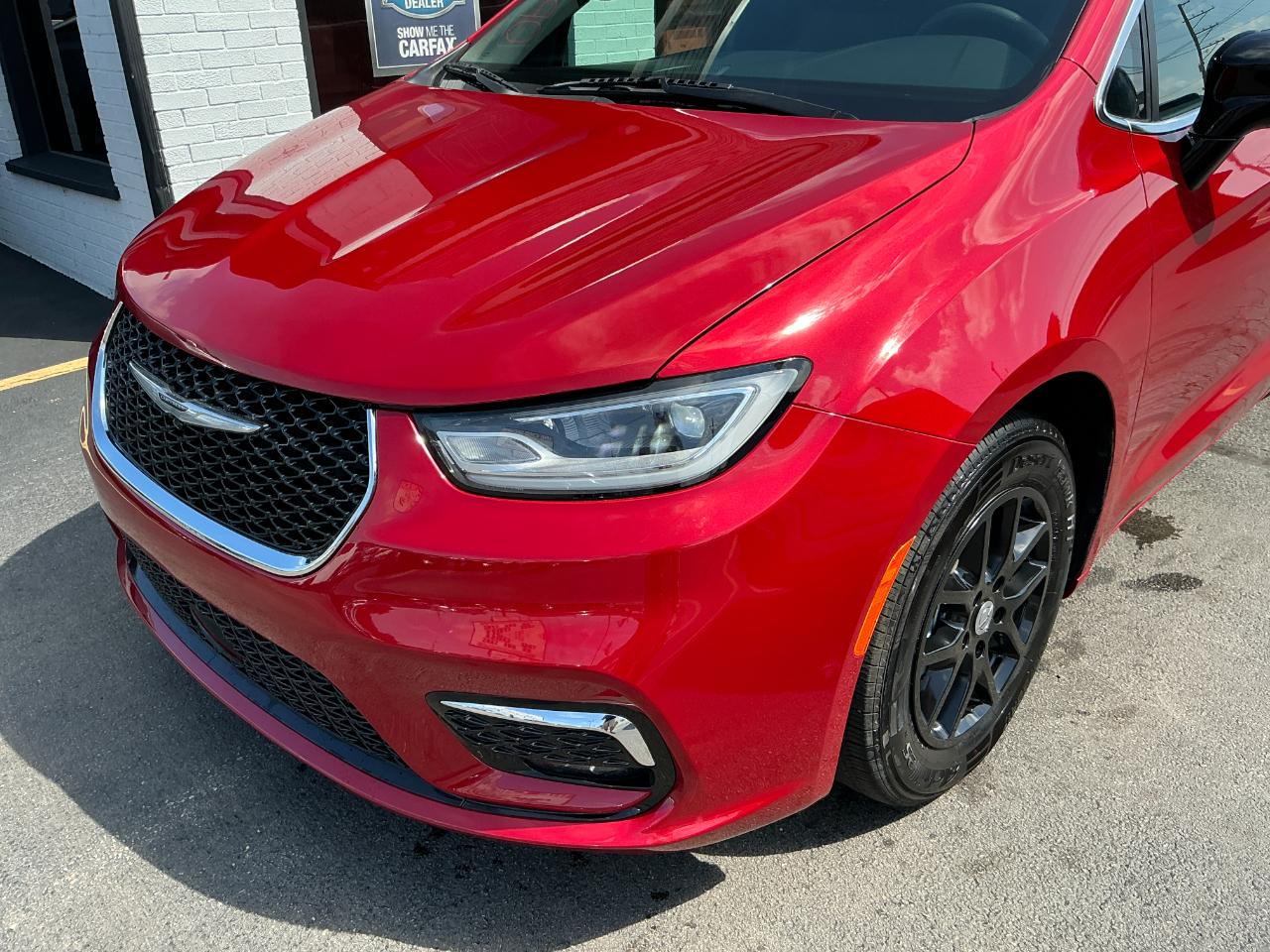Chrysler Pacifica Select FWD 2025