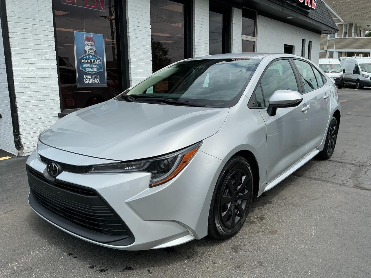 Toyota Corolla LE CVT (Natl) 2024