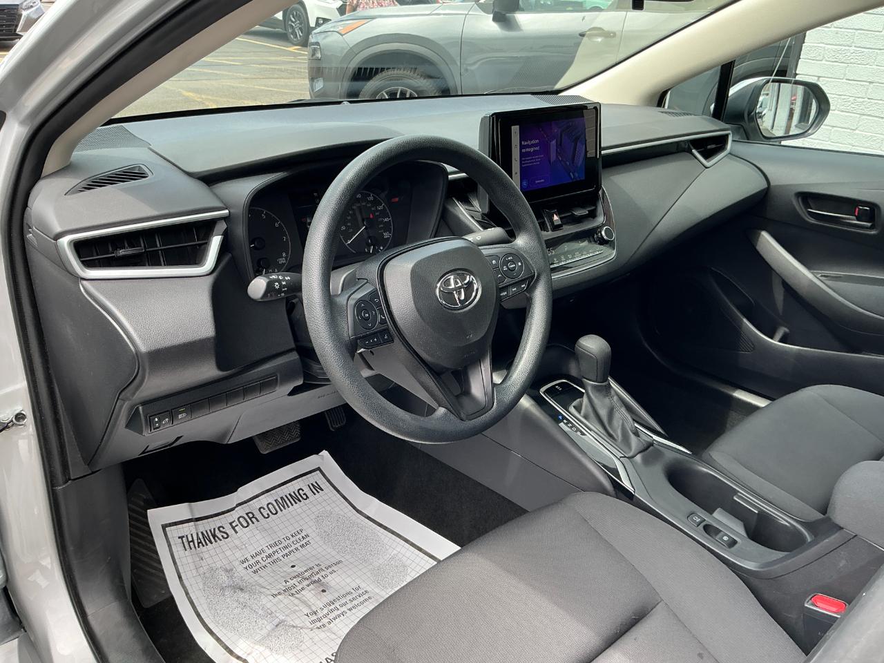 Toyota Corolla LE CVT (Natl) 2024