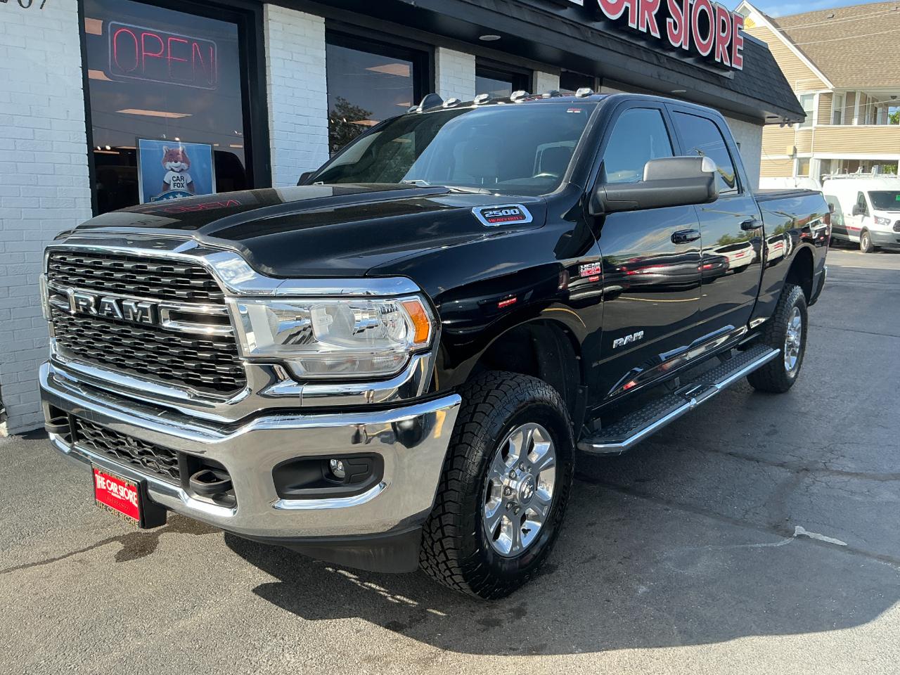 RAM 2500 Big Horn 4x4 Crew Cab 6'4" Box 2022