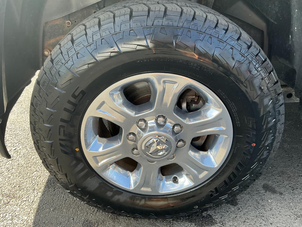 RAM 2500 Big Horn 4x4 Crew Cab 6'4" Box 2022