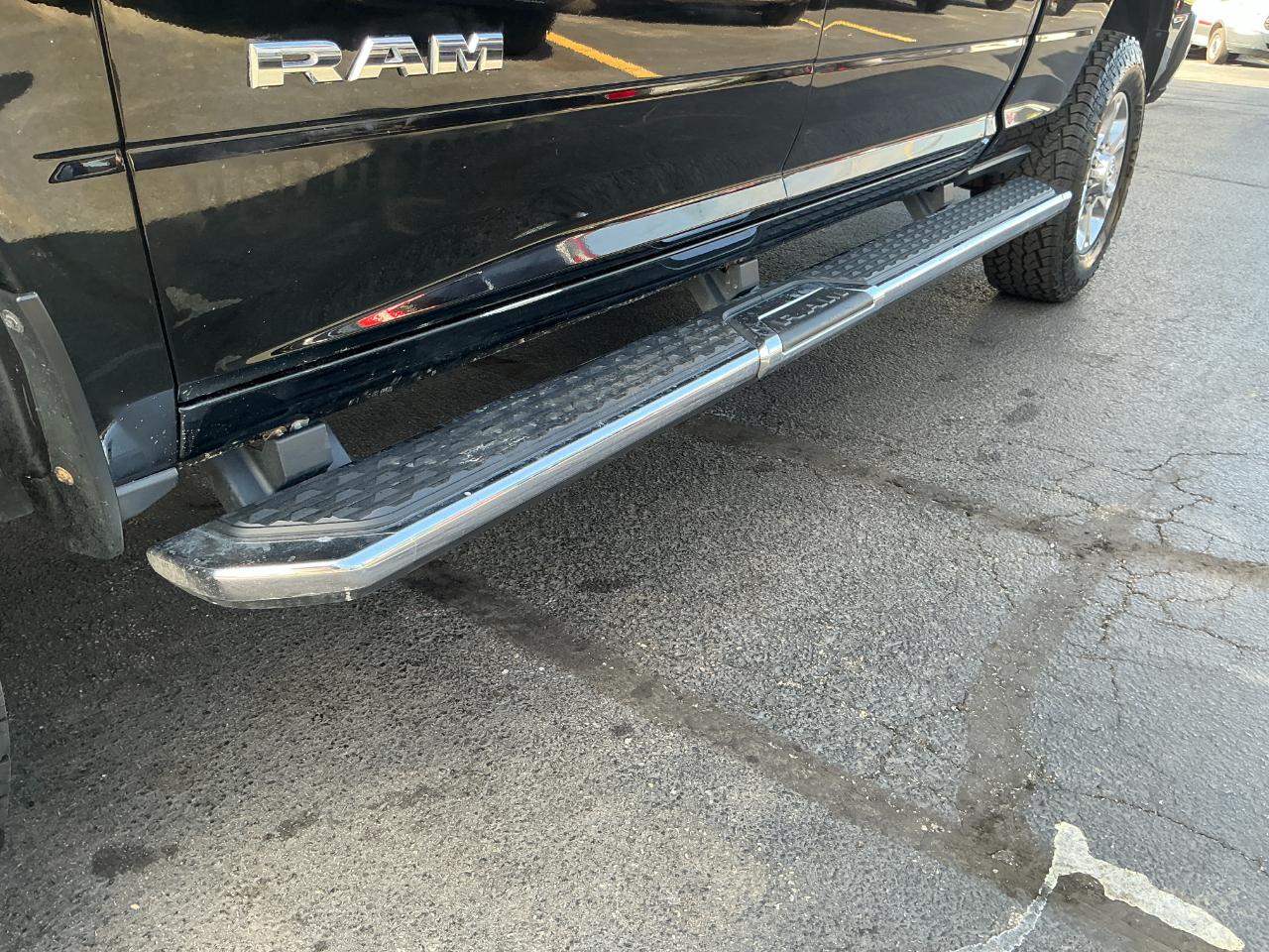 RAM 2500 Big Horn 4x4 Crew Cab 6'4" Box 2022