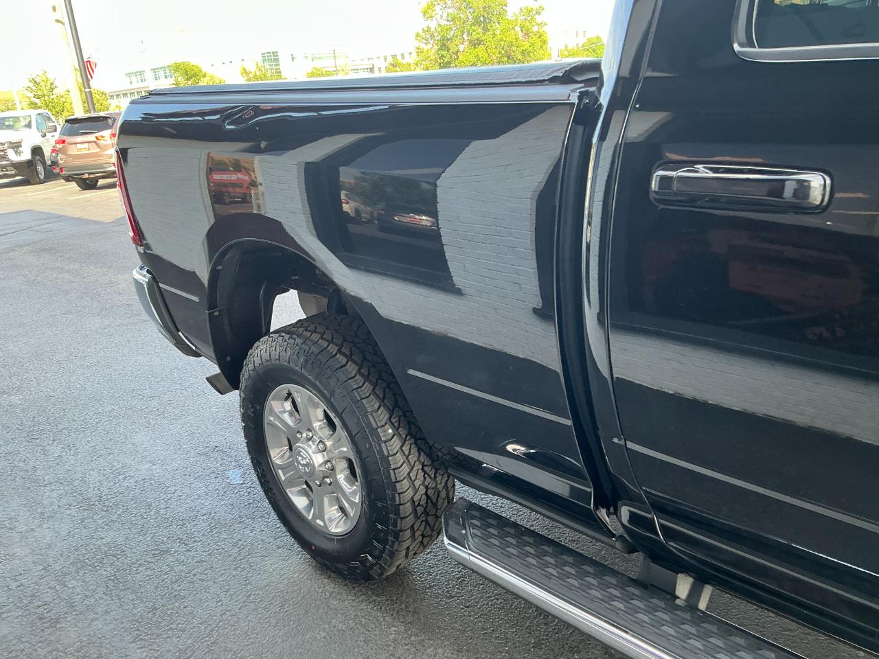RAM 2500 Big Horn 4x4 Crew Cab 6'4" Box 2022