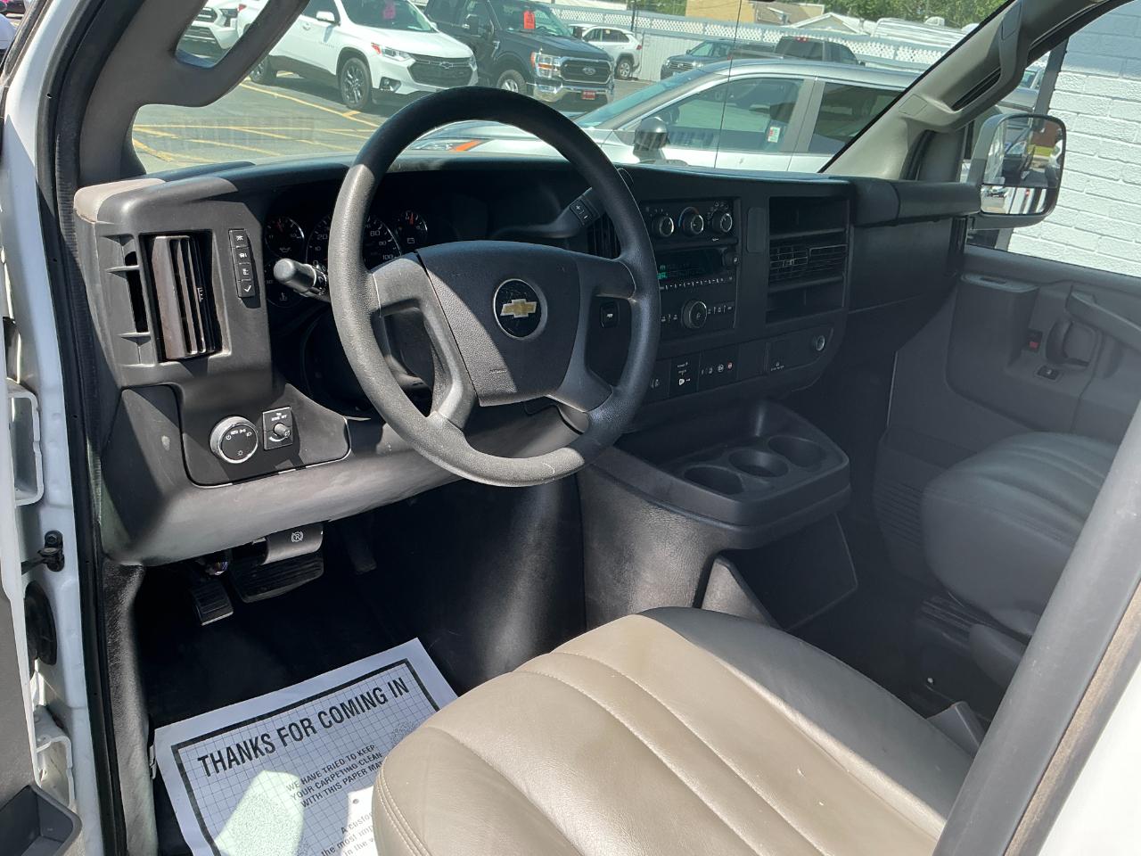 Chevrolet Express Cargo Van RWD 2500 135" 2018